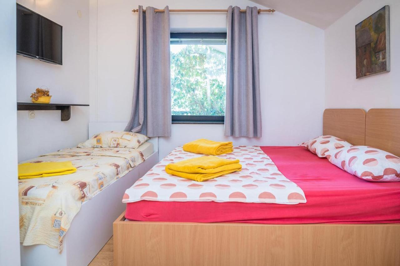 Apartmani Gradac Gradac  Eksteriør bilde